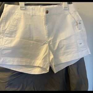 Brand new with tags, old navy shorts. 3.5”